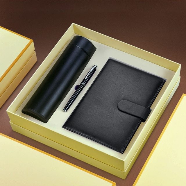 Notebook U disk heat preservation cup